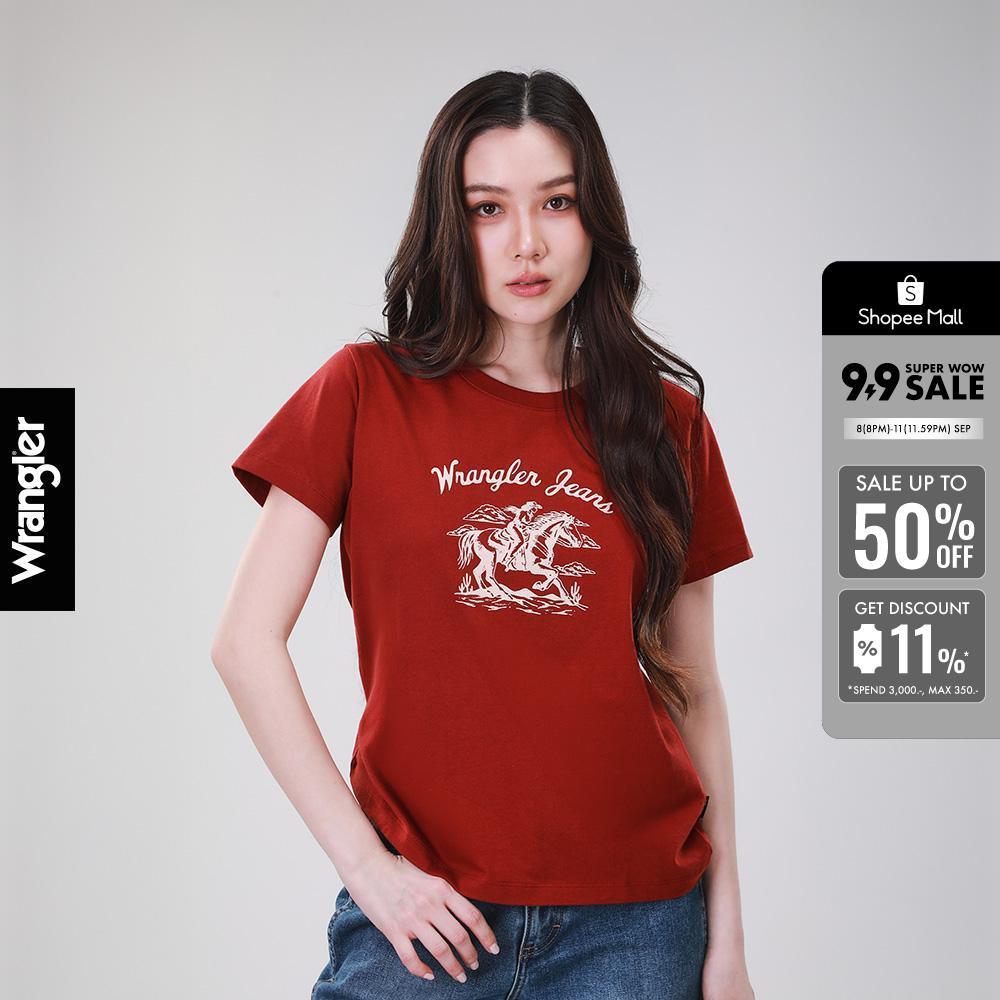 WRANGLER เสื้อยืดแขนสั้นผู้หญิง คอลเลคชั่น Wrangler Legends รุ่น WR S126WTSSN05 สีน้ำตาล