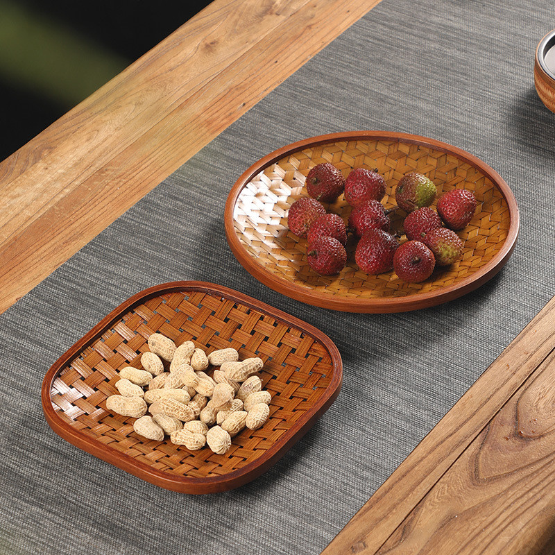 Handmade bamboo-woven lacquered fruit basket, nut snack home-use round woven storage basket, Chinese