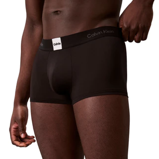 CALVIN KLEIN กางเกงในผู้ชาย Icon Logo Graphic ทรง Low Rise Trunk รุ่น NB4440 UB1 - สีดำ