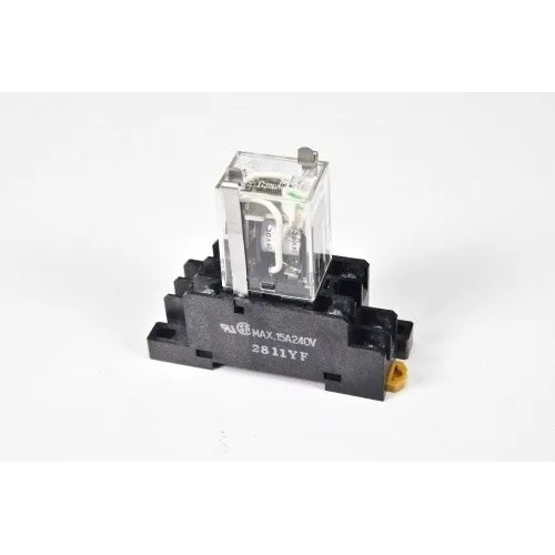 M0R8 Ptf08a, เต้ารับรีเลย์ 240v 15a พร้อม Ly2n-d2 ปลั๊กใน 24vdc