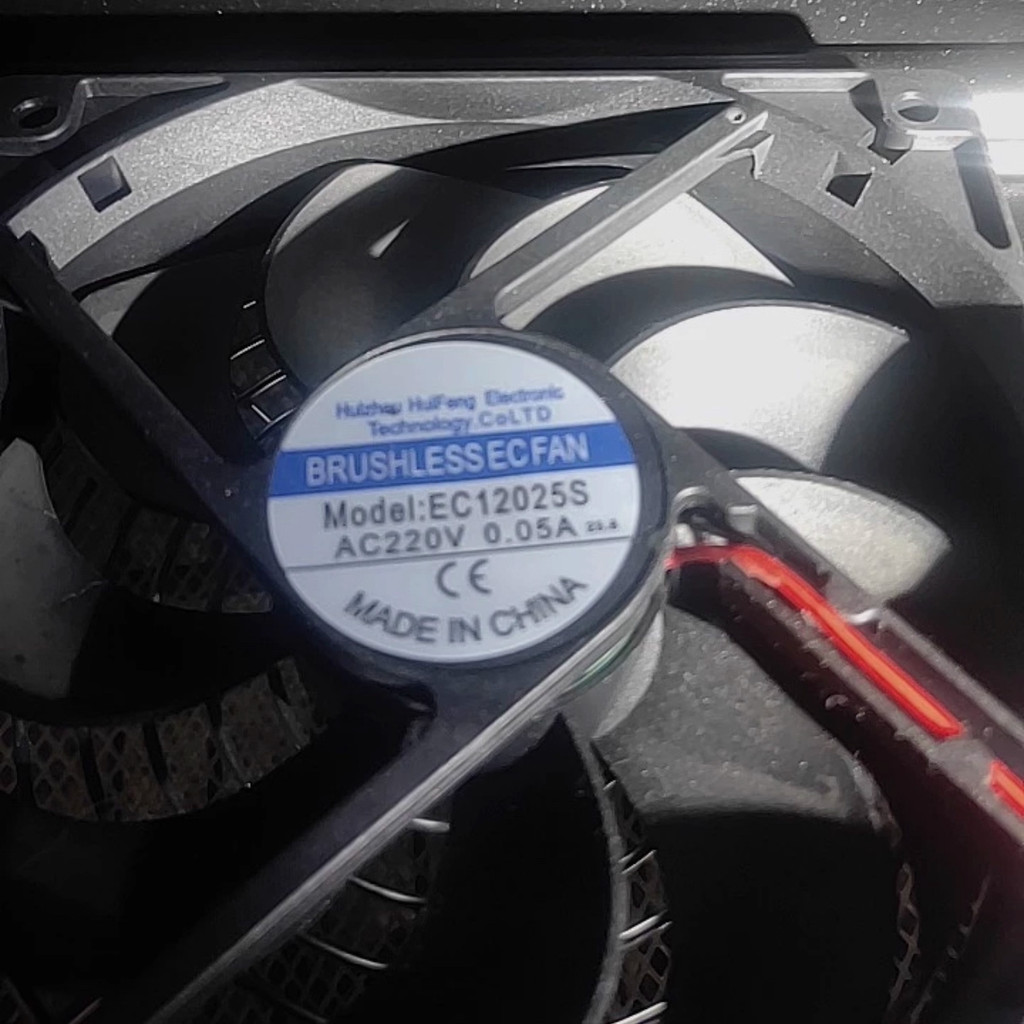 รุ่น:EC12025S AC220V 0.05A Full ShinBRUSHLESSECFAN 12025 ผง热风
