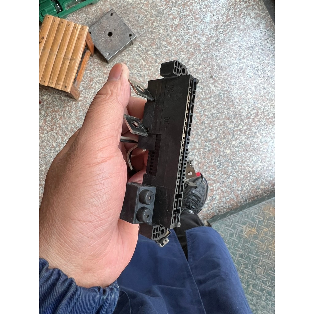 ปลั๊กหางสากล Huawei R4850G2, G6, N2, N6, R4875G