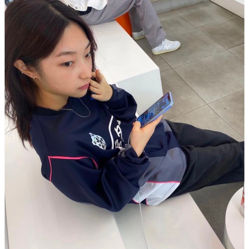 [i4p Studio] เสื้อเชิ้ตแขนยาวหลวม สำหรับสวมใส่ขณะเล่นกีฬาหรือในชีวิตประจำวัน