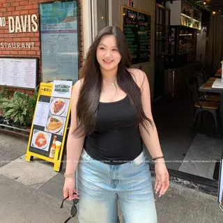 【เสื้อสายเดี่ยวไซส์ใหญ่】M-4XL มีแผ่นรองในตัว Women Clothing เสื้อกล้ามออกกำลังกายเสื้อในออกแบบพิเศษสำหรับคนอวบ ทันสมัย