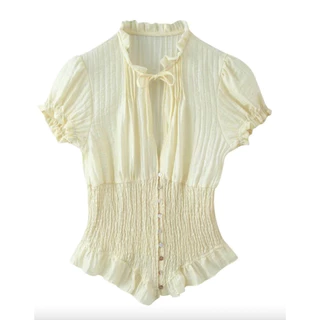 Ruffle Tie Blouse เสื้อเบลาส์ผู้หญิงคอผูกโบว์ขอบฟริลล์ แขนพองเอวย่นรัดทรงสัดส่วนดี ผ้าลายร่องบางเบา มี2สี ครีมอ่อน/น้ำตาล S-L