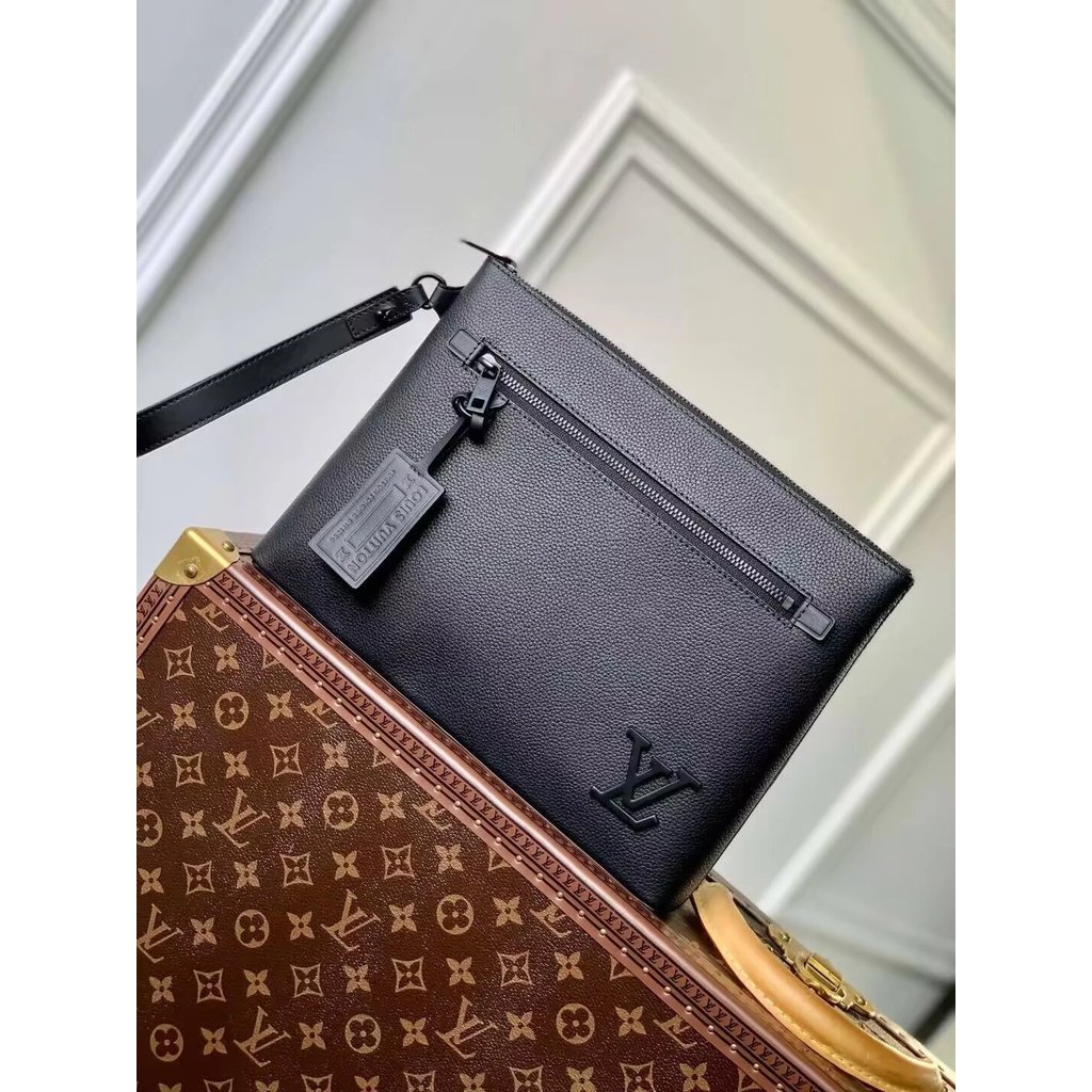 NFC Chip Calfskin Envelope Bag กระเป๋าถือผู้ชาย