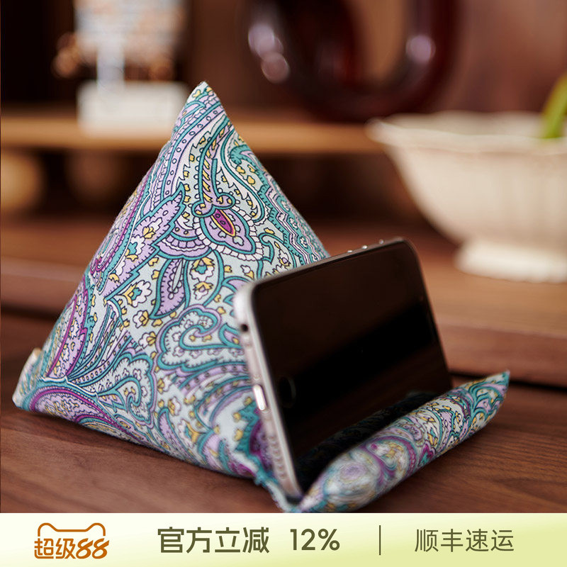 Ya Yangchun Small Town Lazy Phone Holder Desktop Support Shelf Desktop Creative Bedside Bracket Fabr