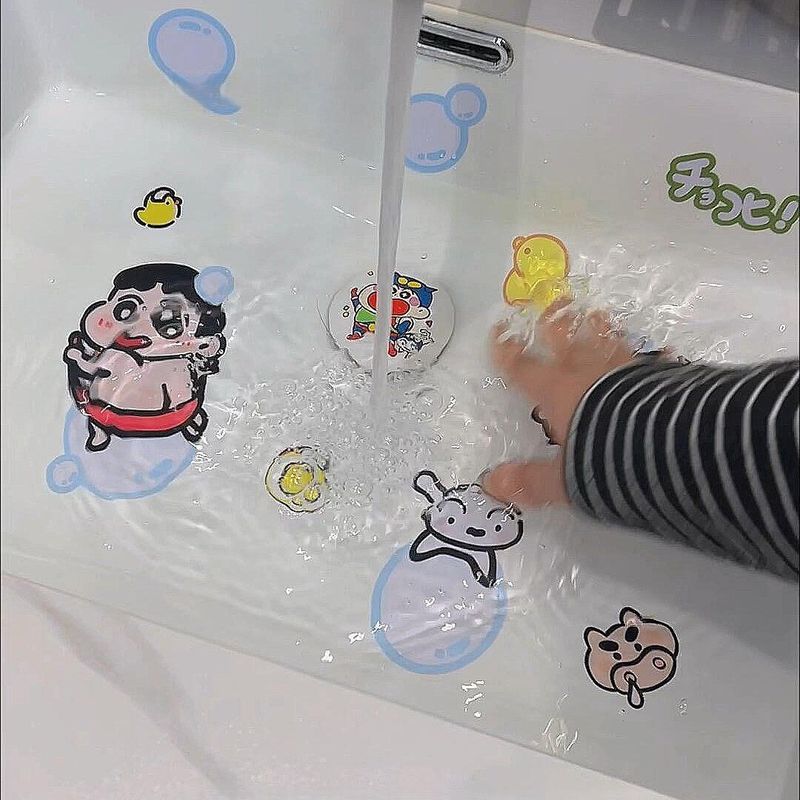 蜡笔小新洗手盆防水贴纸卫生间浴室洗手台面美化装饰贴画自粘墙贴'Cartoon Bathroom, Bathroom, Kitchen Tiles, Stickers To Cr Up Ugliness