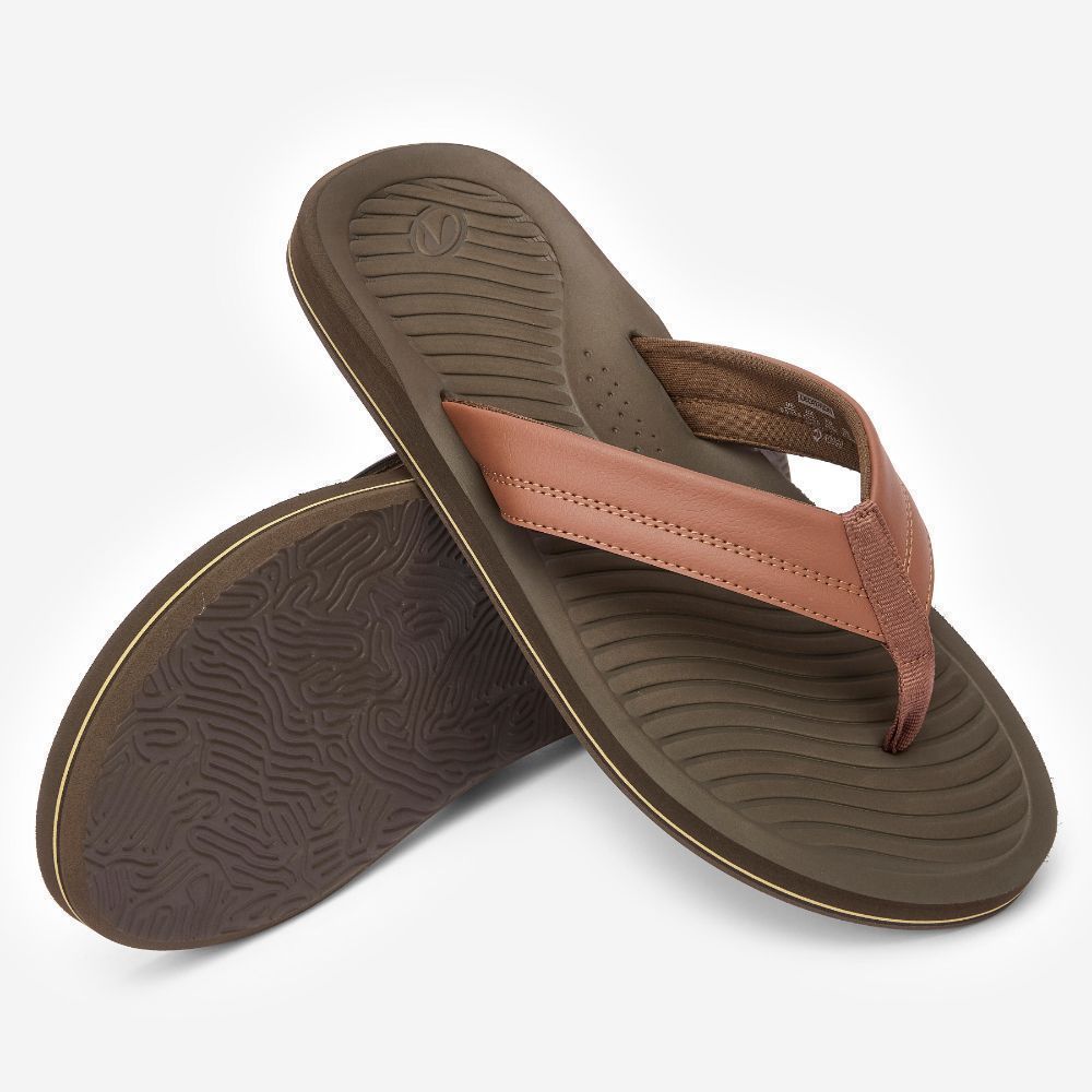 Decathlon شبشب إصبع رجالي 550 — بني — صورة 3