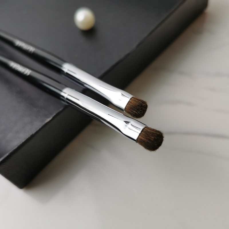 Sephora/Sephora Professional Precision Eyeshadow Brush No. แปรงแต่งหน้า 18 Eye Detail Brush แปรงแต่ง