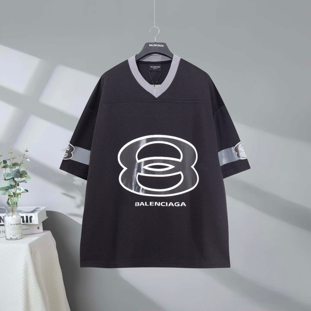 Balenciaga Balenciaga 2026 คลาสสิกรอบคอแขนสั้นเสื้อยืดผู้ชายผู้หญิงสไตล์ด้านในโลโก้เสื้อสวมหัวพิมพ์เ