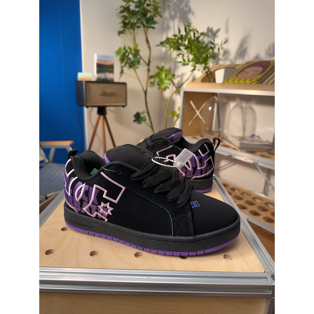 ✅DC Shoes Court Graffik รองเท้าขนมปังอินเทรนด์กันลื่นและทนทานรองเท้าบอร์ดต่ํา