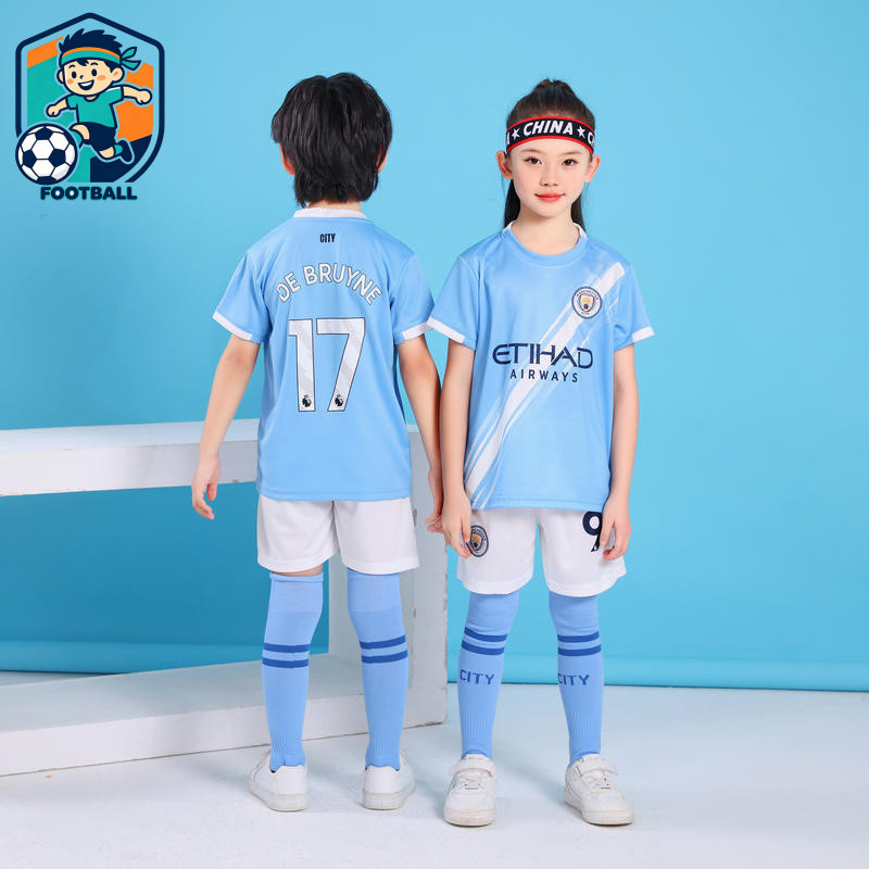 สไตล์สโมสรฟุตบอลชุดกีฬาการแข่งขันสําหรับเด็กชายและเด็กหญิงชุดเจอร์ซีย์แห้งเร็วระบายอากาศฟุตบอล