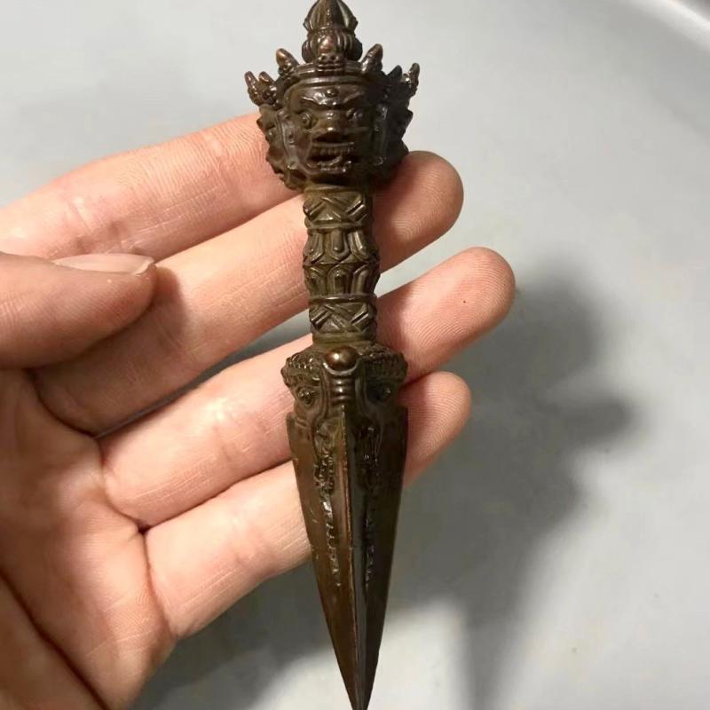 ปีศาจพิชิต Vajra ขนาดเล็ก Vajra พิชิต Vajra Puba Pestle หัวม้าสามด้าน มือถือ 7.8