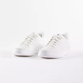 Decathlon Men'S Tennis Shoes รองเท้าเทนนิสผู้ชายสำหรับพื้นสนามหลายประเภท รุ่น Essential - White