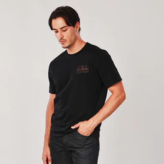 WRANGLER เสื้อยืดแขนสั้นผู้ชาย คอลเลคชั่น Wrangler Legends รุ่น WR S126MTSSN29 สีดำ