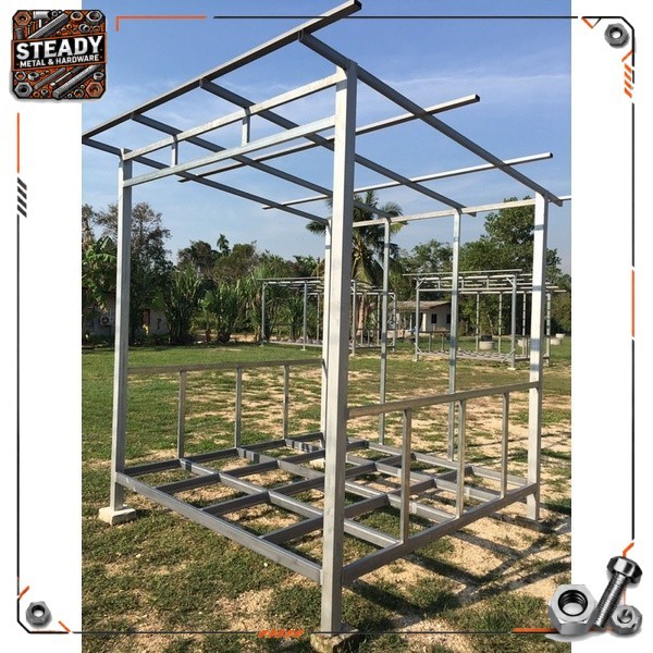 โครงเหล็ก บ้านน็อคดาวน์ ขนาด 2.4X2.4 เมตร หลังคาทรง Modern
