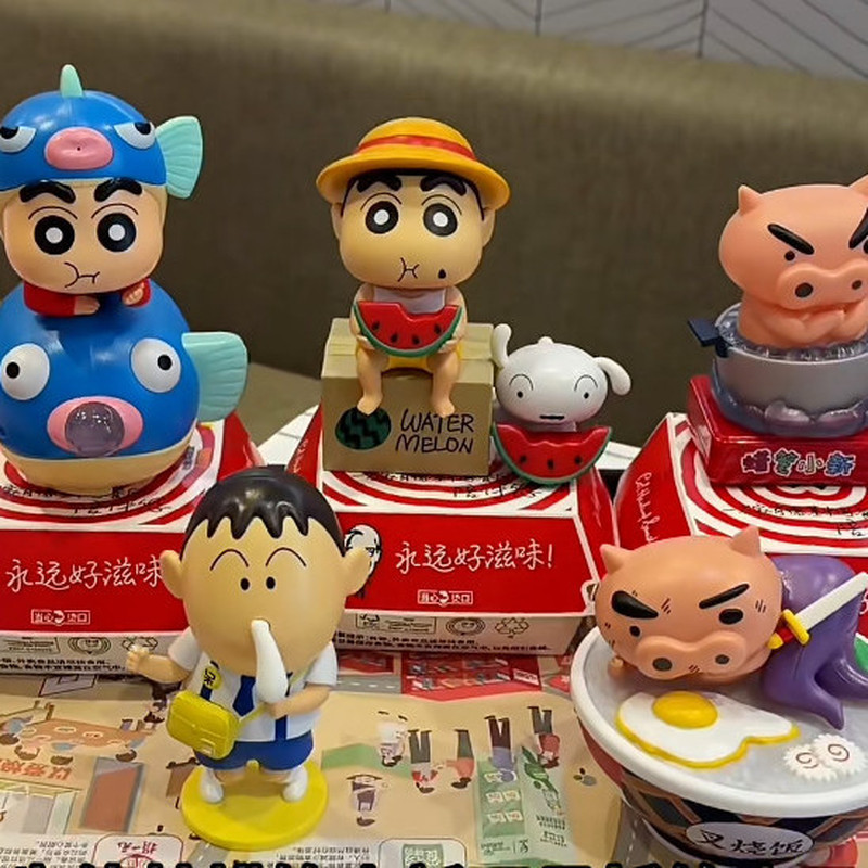 [สินค้าของแท้ Daigou] KFC Crayon Shin-Chan Co-Branded Toy Shin-Chan Dumb Zaemon KFC Crayon Shin-Chan