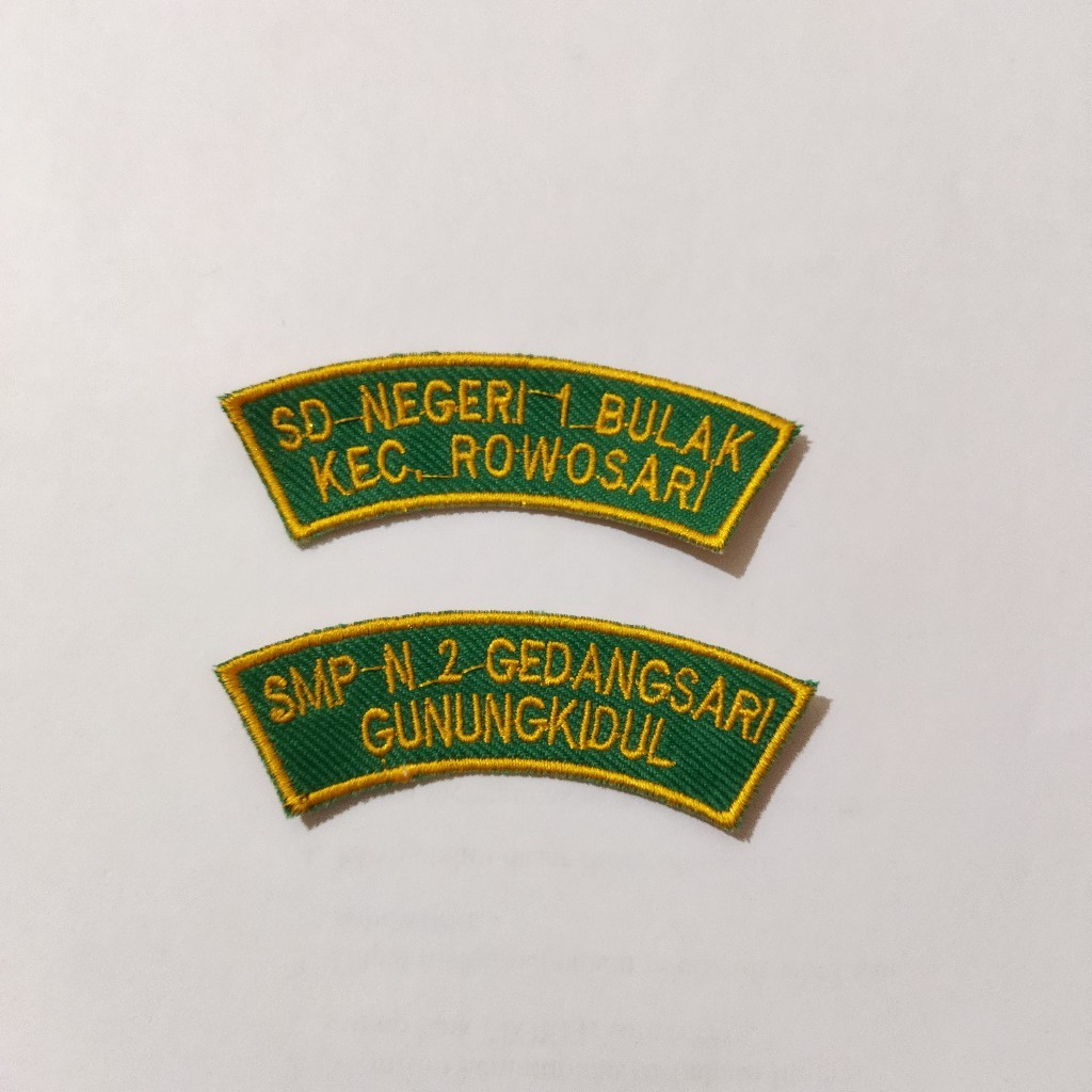 เย็บปักถักร้อย Bet School Location ขนาด 8x2.8 CM According แบบกําหนดเองขอได้หลายสีสามารถขอชื่อโรงเรี