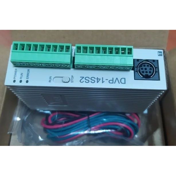 บรรจุภัณฑ์เดิม คอนโทรลเลอร์ตั้งโปรแกรมได้ PLC ดั้งเดิม DVP12SE11T DVP12SE11R ในสต็อก