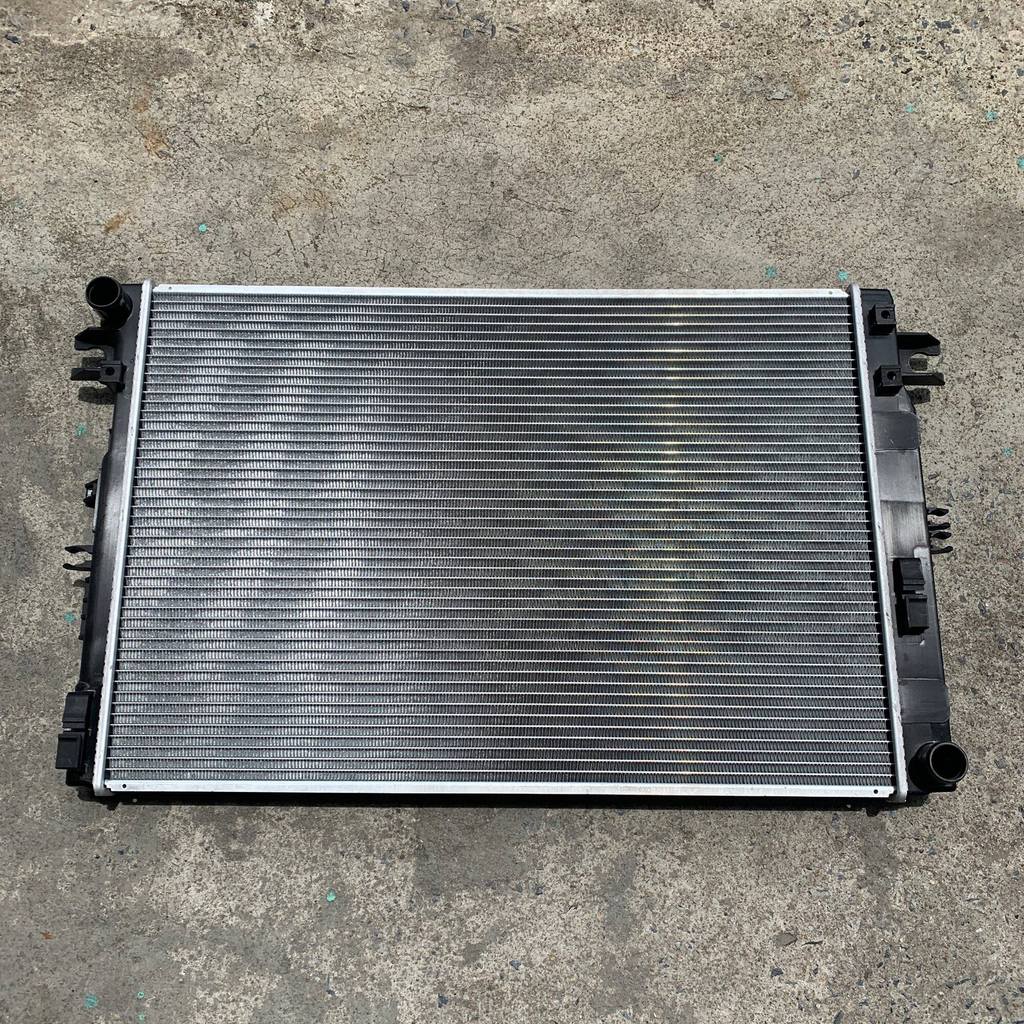หม้อน้ำ นิสสัน นาวาร่า NP300 ดีเซล ปี 2015-2022 เกียร์ธรรมดา navara np300 car radiator Nissan NAVARA [001152]