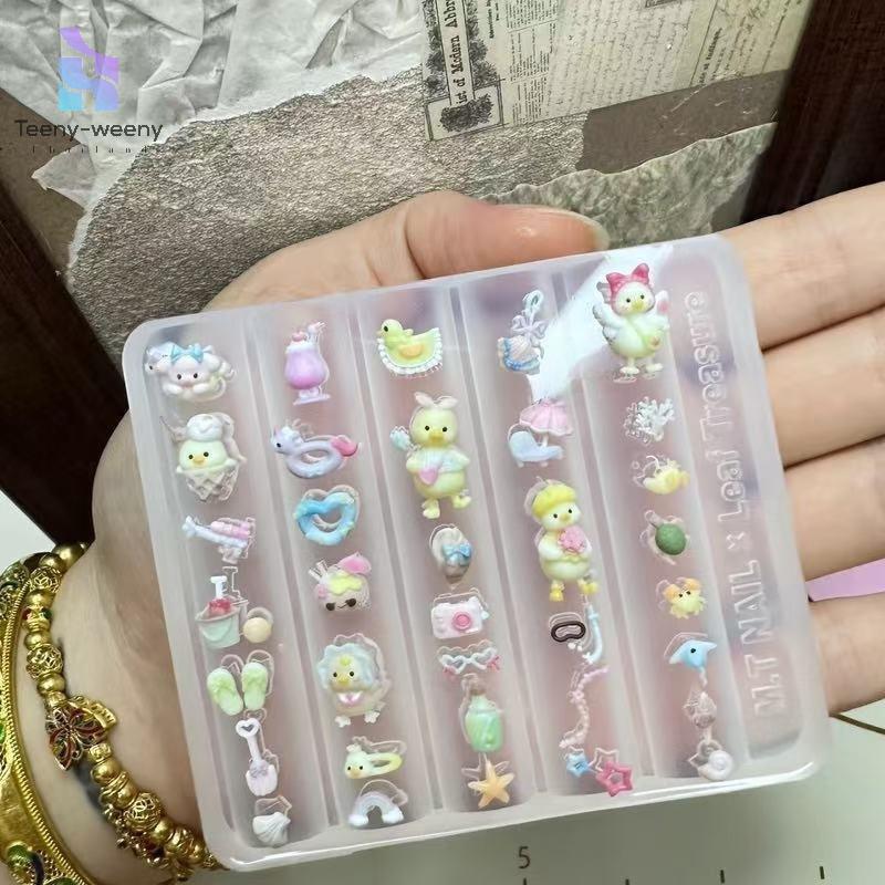 Teeny-weeny การ์ตูนเป็ด 3D ซิลิโคนเล็บแม่พิมพ์ DIY Bow Design โปร่งใสเล็บแม่แบบเล็บออกแบบเครื่องมือต