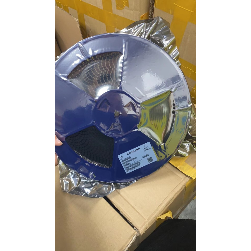 Patch EL817S-C SOP-4 ไต้หวัน Everlight Original EL817S1-C PC817 EL817 B/C เกียร์