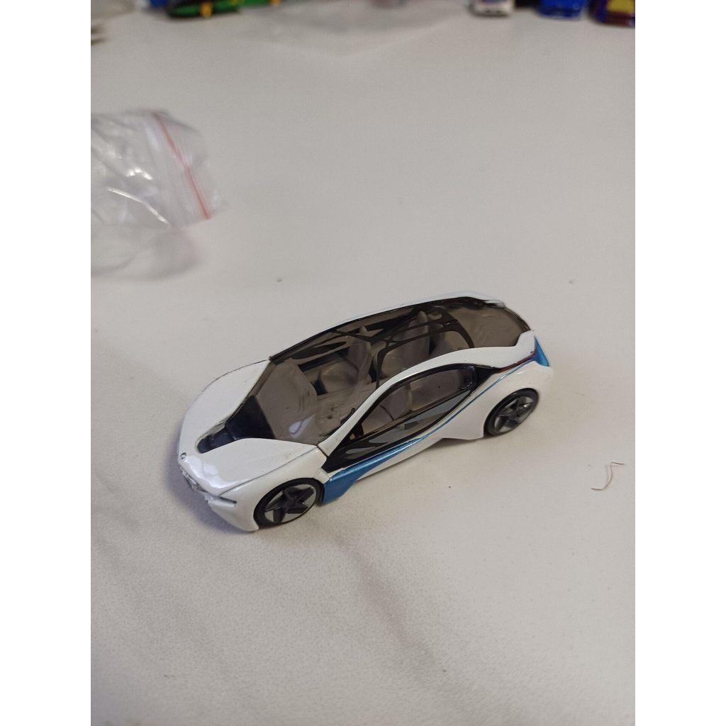 BMW BMW i8 Original Factory Car Model 1: 64 Sci-Fi Concept Car Alloy Car Model