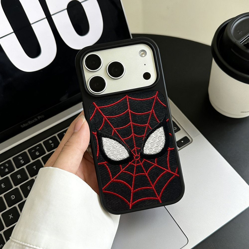 ความคิดสร้างสรรค์ noctilucent Spider Man สําหรับ IPhone 17 ProMax ฝาครอบโทรศัพท์ 17Pro ยางนุ่ม 16/15/14 กรณีป้องกัน