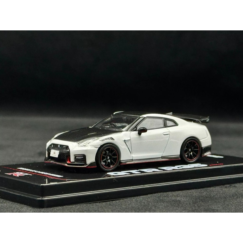 [ออกพิมพ์] พร้อมสต็อก [INNO Nissan GTR R35 Nismo] (หากคุณมีคําถามไหนติดต่อบริการลูกค้าออนไลน์)