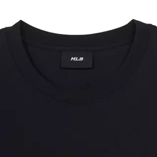 MLB เสื้อยืด ยูนิเซ็กซ์ Basic Mega Street Logo Over Fit T-Shirts รุ่น 3ATSB0563 50BKS สีดำ