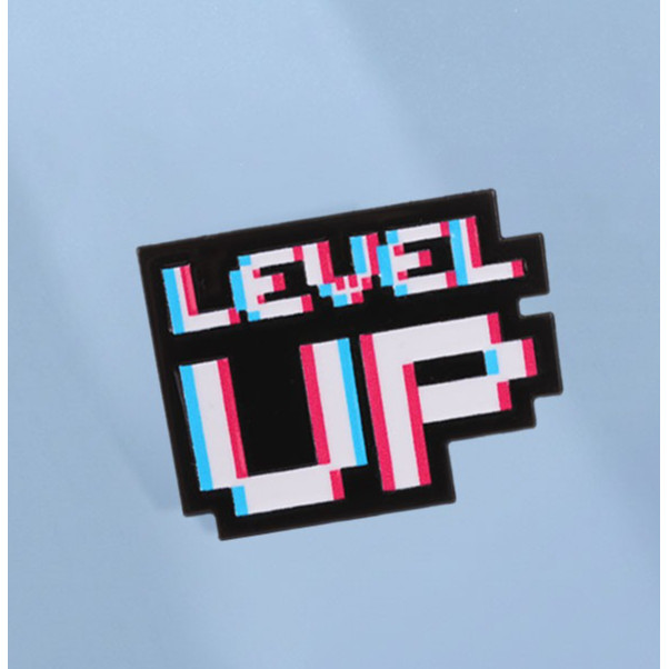 Level Up Glitch Pixel เคลือบ Pin Retro 8-Bit เกมเข็มกลัดป้ายเสื้อผ้าอุปกรณ์เสริมของขวัญสําหรับเพื่อน