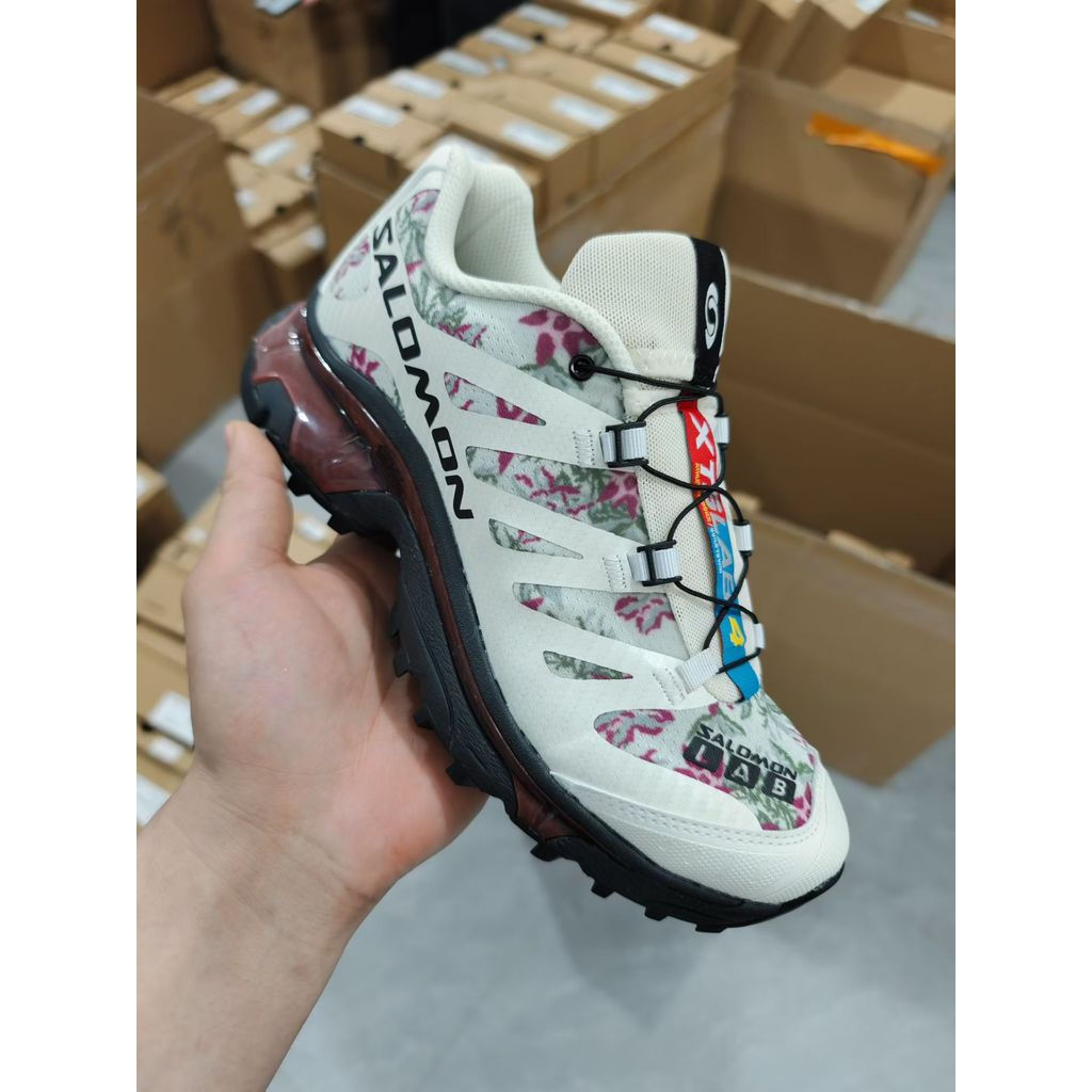 สไตล์ใหม่ Salomon Alpen Blossom รองเท้าผ้าใบลายดอกไม้ผู้ชายผู้หญิงแฟชั่นสไตล์กลางแจ้งผ้าใบกันกระแทกร