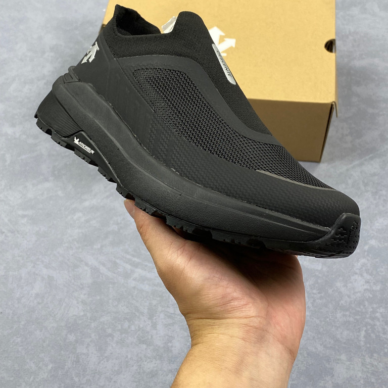 36-45 ขนาด DESCENTE PRIMER SLIP ON Urban Commuter Low-Top Casual รองเท้า 9.1 WSEU