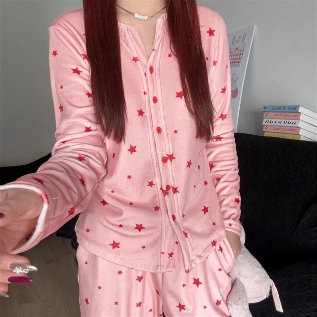 FDS Star ชุดนอนสตรีแขนยาว ผ้าหนาพร้อมเสื้อสเวตเตอร์ถักรอบคอ เหมาะสำหรับฤดูหนาว G9CB B57D