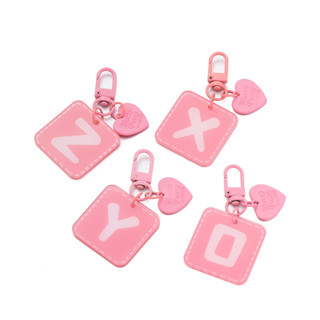 พวงกุญแจอะคริลิค สีชมพู ตะขอก้ามปู ตัวอักษร A-Z+หัวใจ สำหรับ…