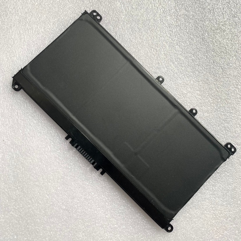 แบตเตอรี่แล็ปท็อป HP Star 14 15 TPN-Q207 Q208 HT03XL 14-ce0027TX ของแท้