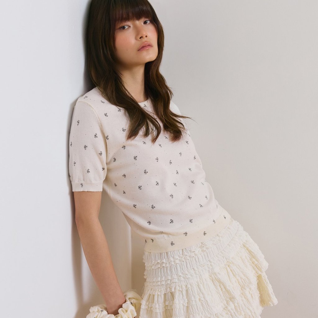 [Pomelo] เสื้อแขนสั้นและยางรัดผม / Short Sleeve Top with Scrunchie
