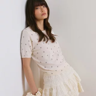 [Pomelo] เสื้อแขนสั้นและยางรัดผม / Short Sleeve Top with Scrunchie