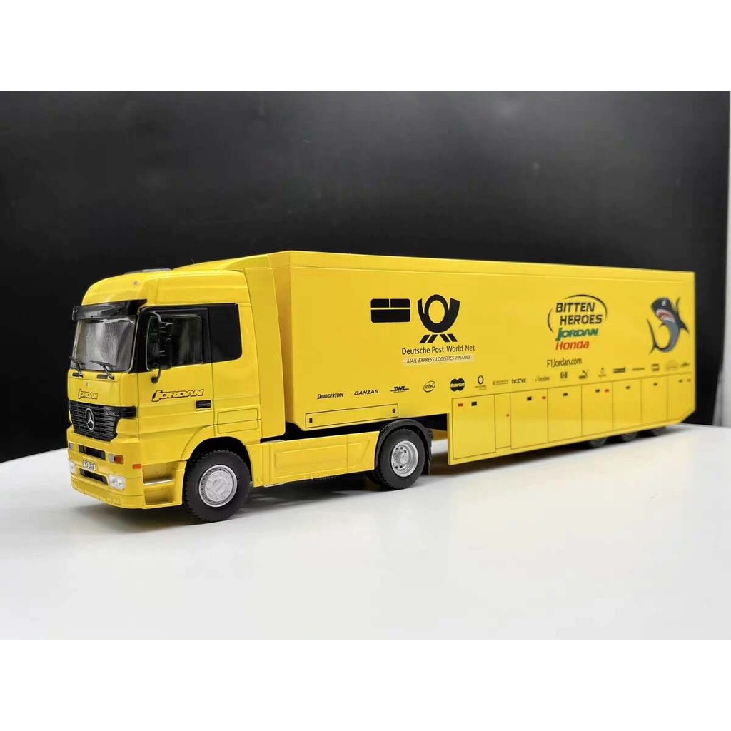 IXO Mercedes-Benz Mercedes-Benz ACTROS Jordan1/43 สีเหลือง กระเป๋าเดิม