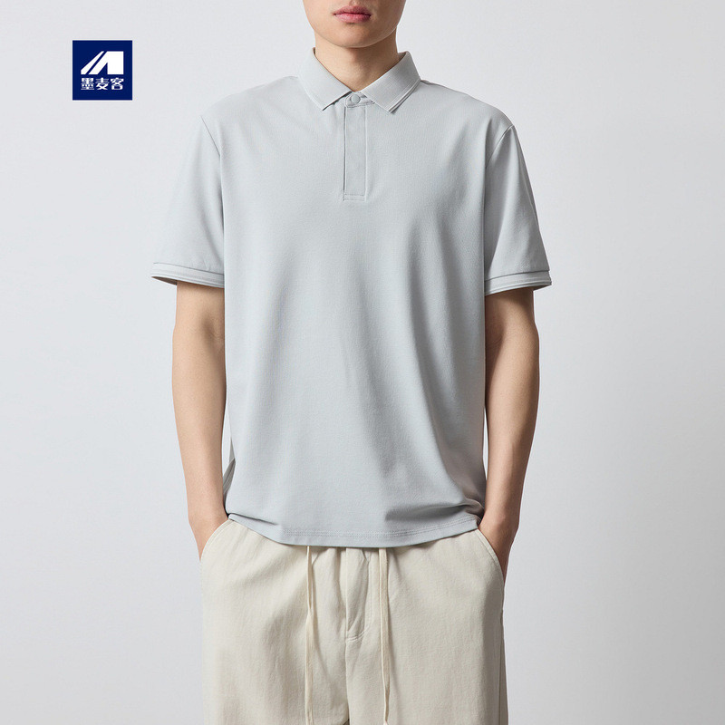 Momaike เสื้อผ้าผู้ชาย Gao Zhi Commuter Cool Feeling แขนสั้นผู้ชาย 2026 ฤดูร้อนสไตล์ใหม่ Dark Placke