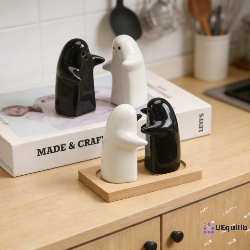 Uequilib มินิเซรามิค Ghost เกลือพริกไทย Shaker ชุดน่ารักเครื่องปรุงรส Jar สําหรับของขวัญแต่งงานโต๊ะครัวเครื่องประดับตกแต่งบ้านโปรดปรานใหม่