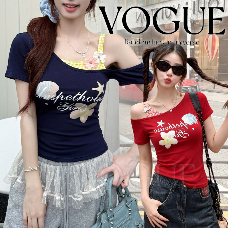 Vogue พร้อมส่ง เสื้อยืดแขนสั้นปาดไหล่ ดีไซน์2ชิ้นเย็บติดกันมีเข็มกลัดดอกไม้น่ารัก เสริมฟองน้ำในตัว (FY7072)