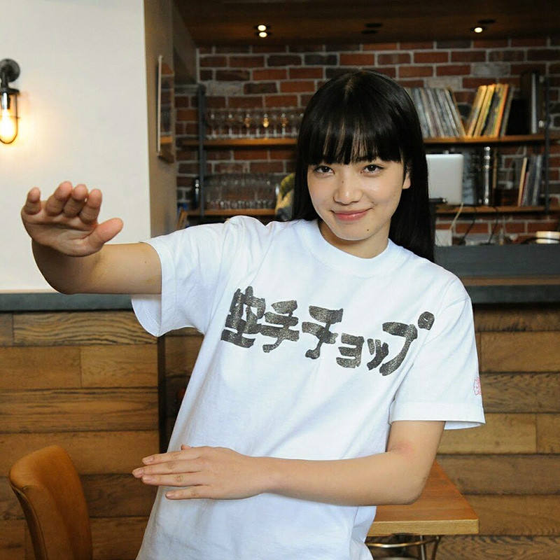 ภาพยนตร์รัก Ruyuzhi Nana Komatsu สไตล์เดียวกันพิมพ์ญี่ปุ่นหลวมผู้ชายผู้หญิงผ้าฝ้ายแขนสั้นเสื้อยืดครึ