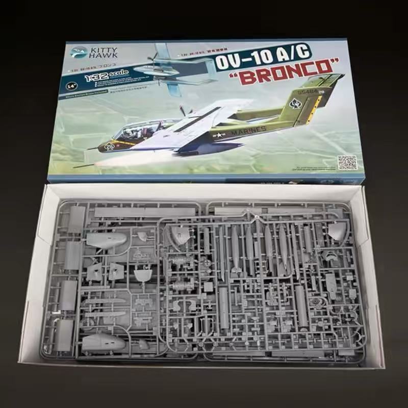 Kitty Hawk 32004 1/32 OV-10 A/C"Bronco" โมเดลประกอบ ใหม่