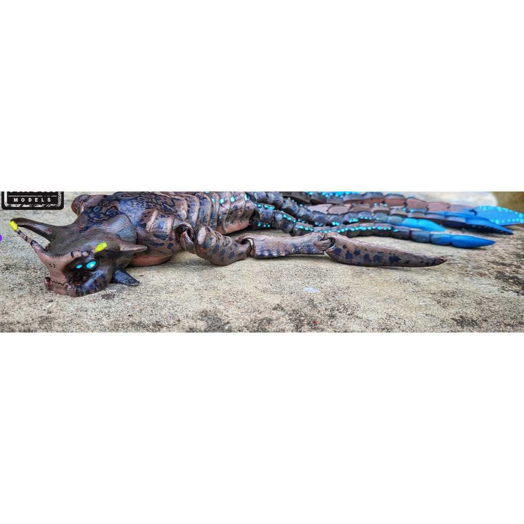 Cuero Articulated Sea Emperor Leviathan Toy - Subnautica MOnster Laut