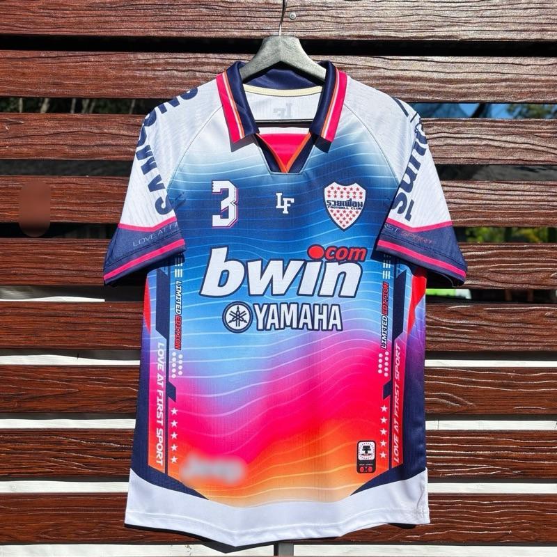 เสื้อกีฬา Bwin Yamaha Limited สีสันสดใส โดดเด่นไม่เหมือนใคร