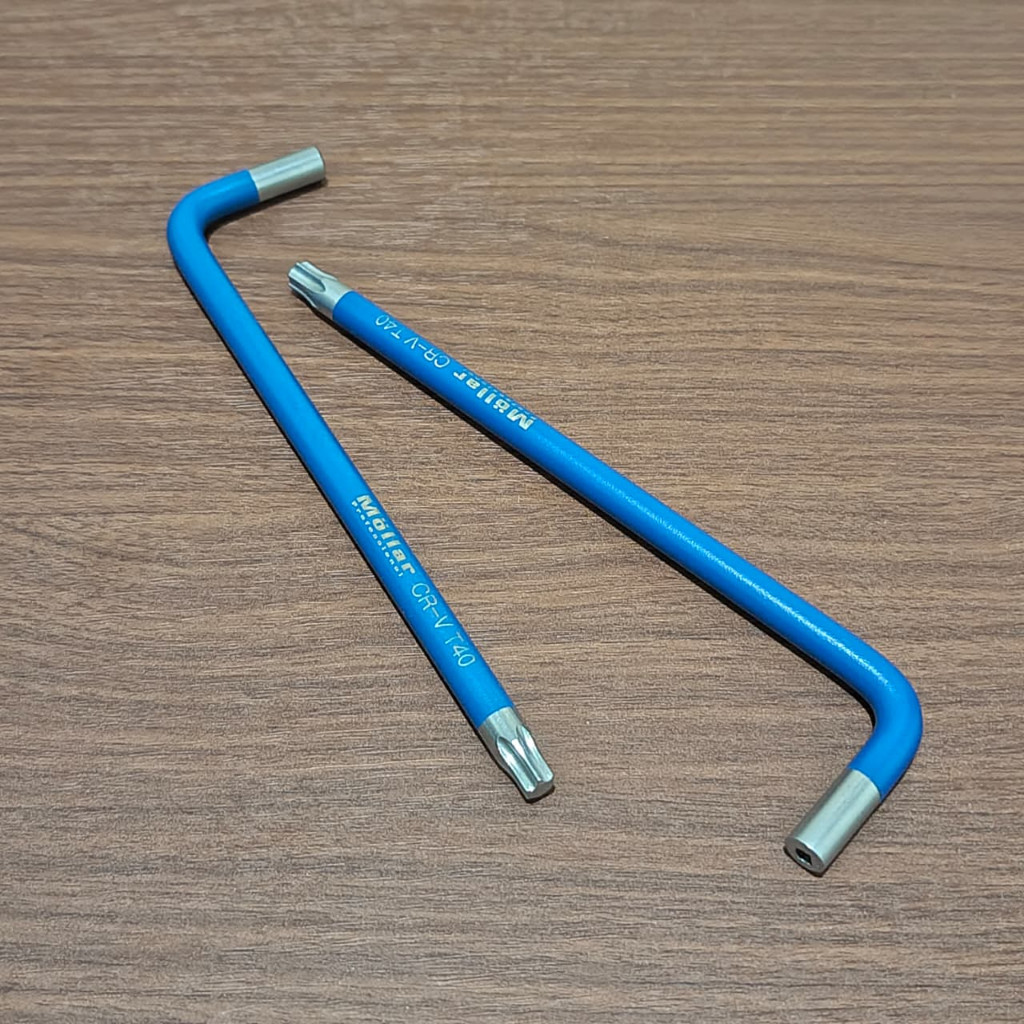 ประแจปรับวาล์วยาว Mollar + ประแจปรับวาล์ว T40