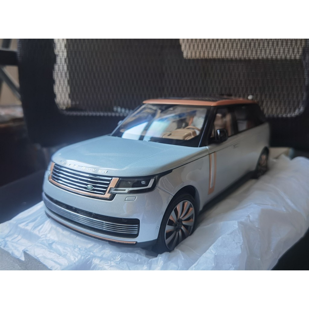 LCD สไตล์ใหม่ Range Rover รถรุ่น 1 18 รถยี่ห้อใหม่เท่านั้นแกะ Photo ยิงโรงงานผลิตภัณฑ์ควบคุมฐานหายไป