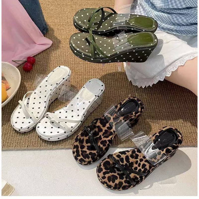 One for all พร้อมส่งจากไทย TX841 รองเท้าผู้หญิงสไตล์เเฟชั่นฤดูร้อน เพิ่มความสูง7.5cm ผ้าลื่น โทนหรู  สวมใส่สบาย